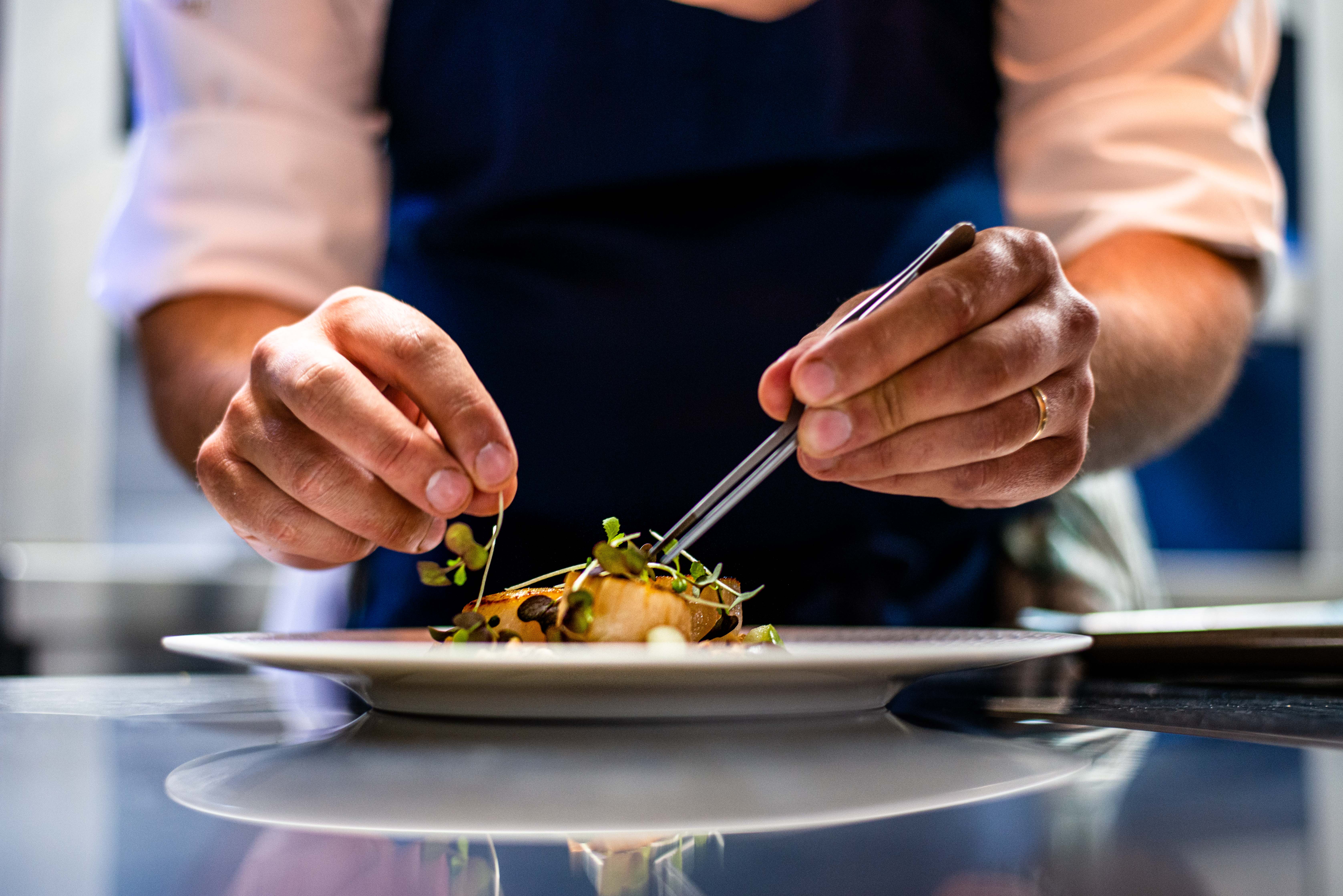 SOUS CHEF