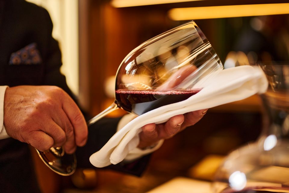 HEAD SOMMELIER