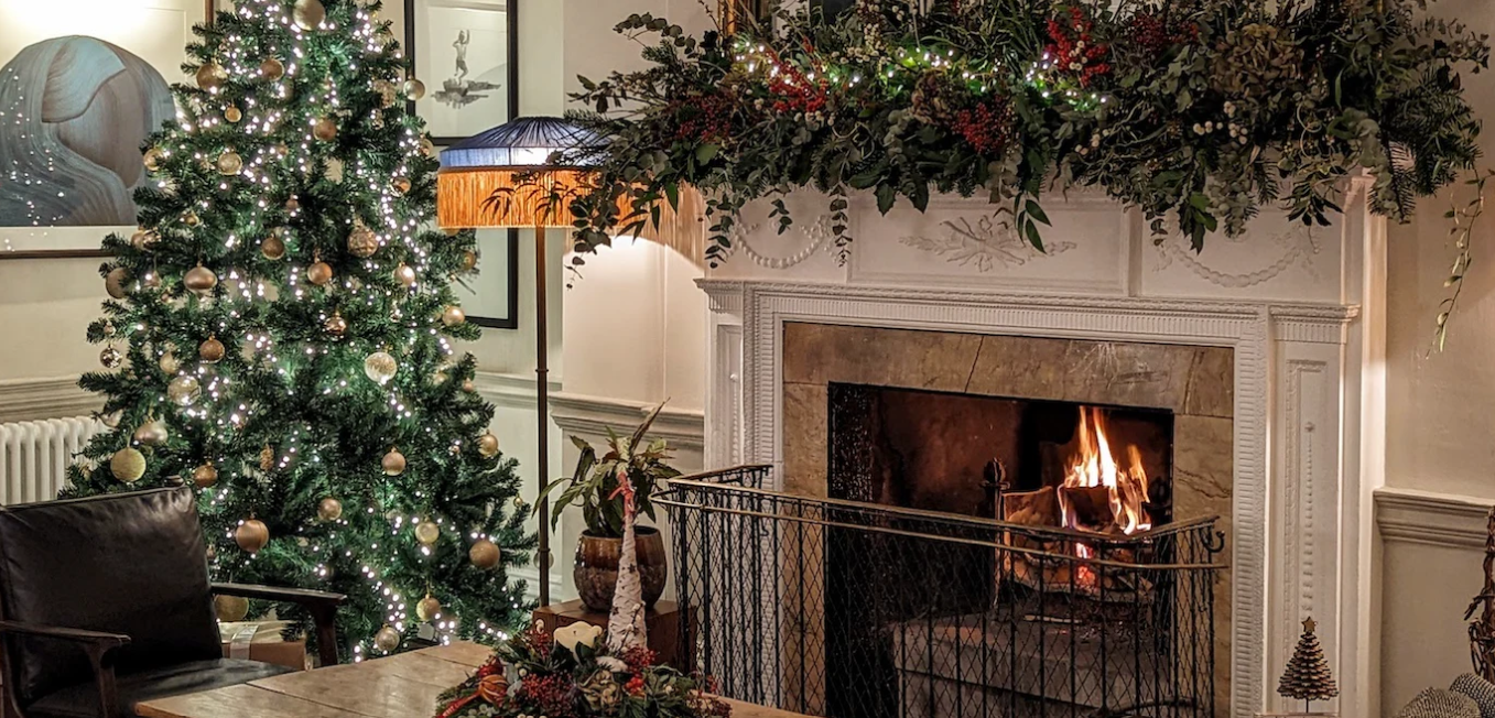 Christmas Food and Beverage Assistant
